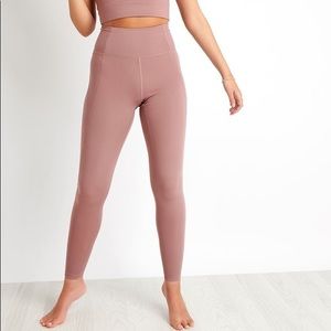 Girlfriend collective 7/8 legging in Rose Quartz